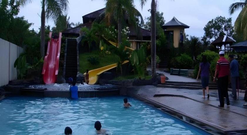 Wonua Monapa Hotel Resort Кендари Экстерьер фото