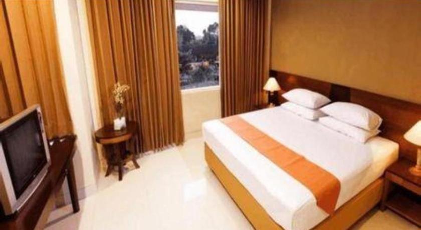 Wonua Monapa Hotel Resort Кендари Экстерьер фото
